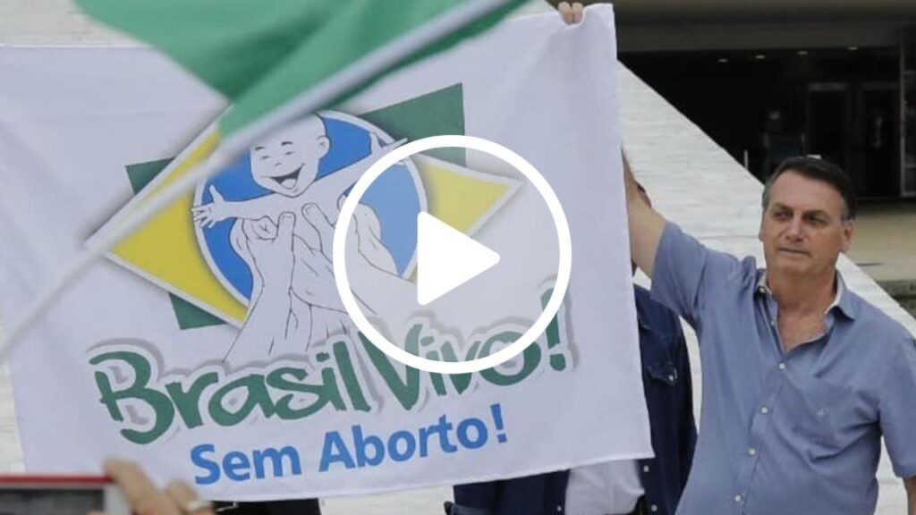Presidente Bolsonaro critica esquerda por festejar o aborto na Colômbia